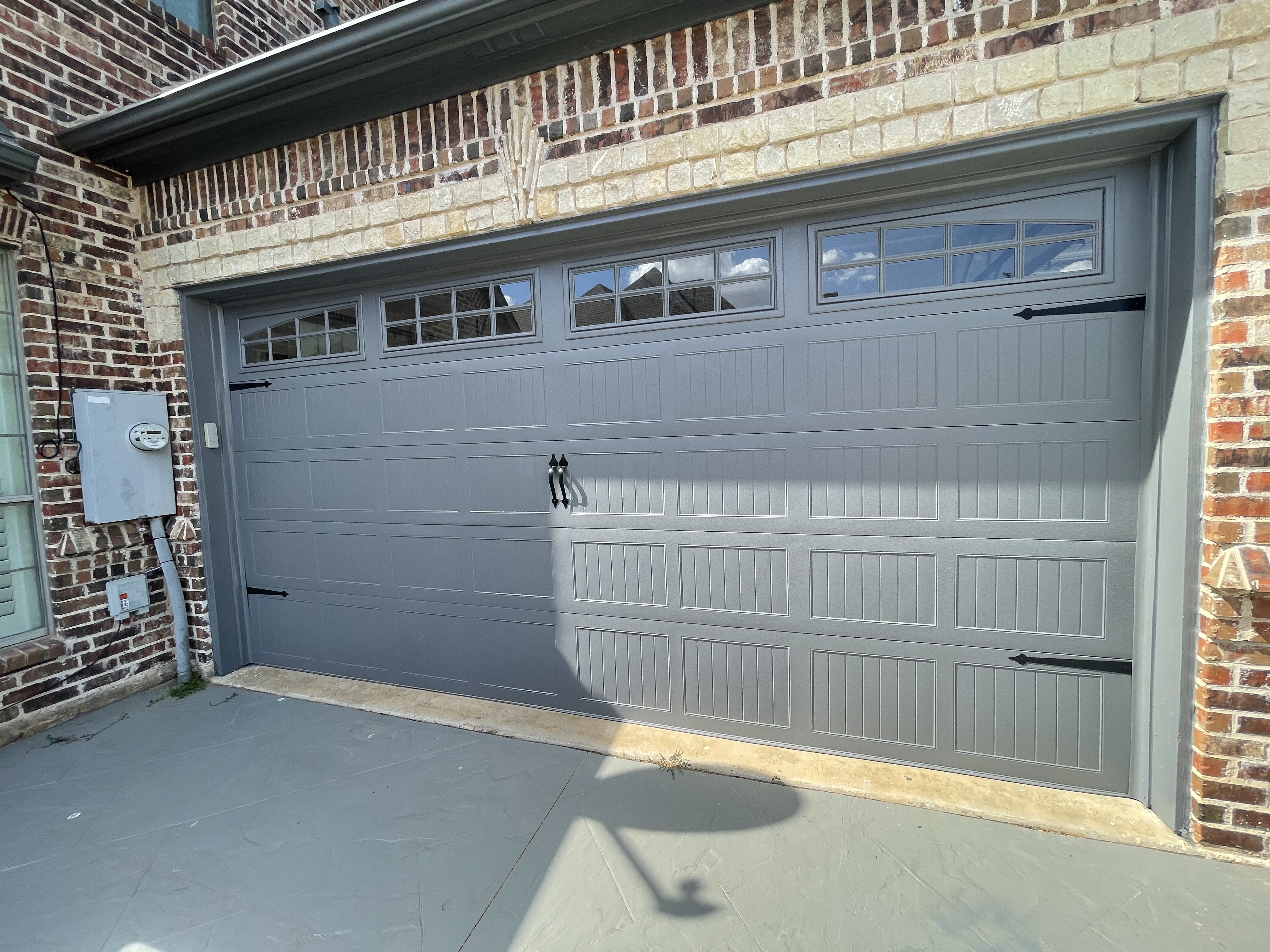 Meadows Garage Door Repair & Installation project photo